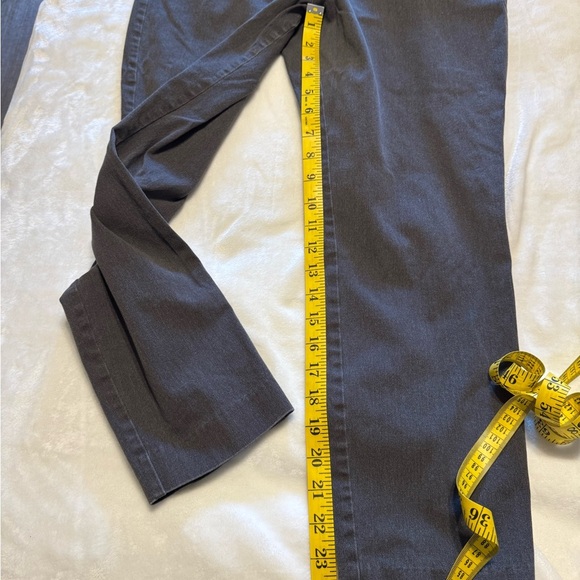 Old Navy Pants - Picture 5 of 6